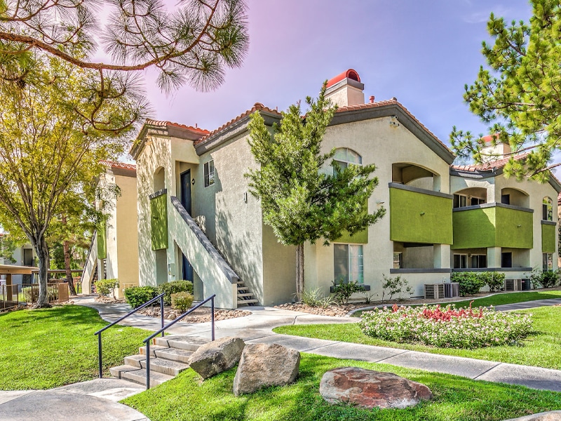 Why Choose Renu for Roofing Emergencies