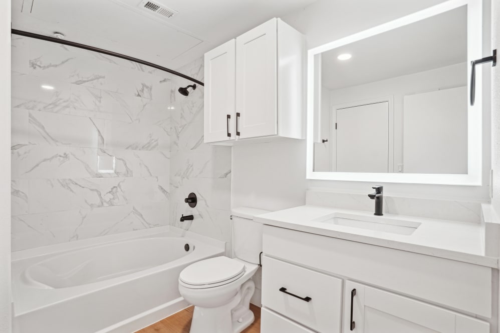 Multifamily community bathroom renovation at Austin Ranch